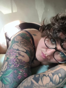 Ad sweetfatbottomed she is vane a fat milf whit a massive ass she part 3