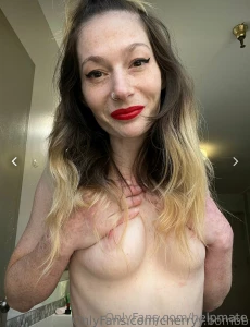 Ad cherryy bombb i am cherry a single female living in nyc because i part 2