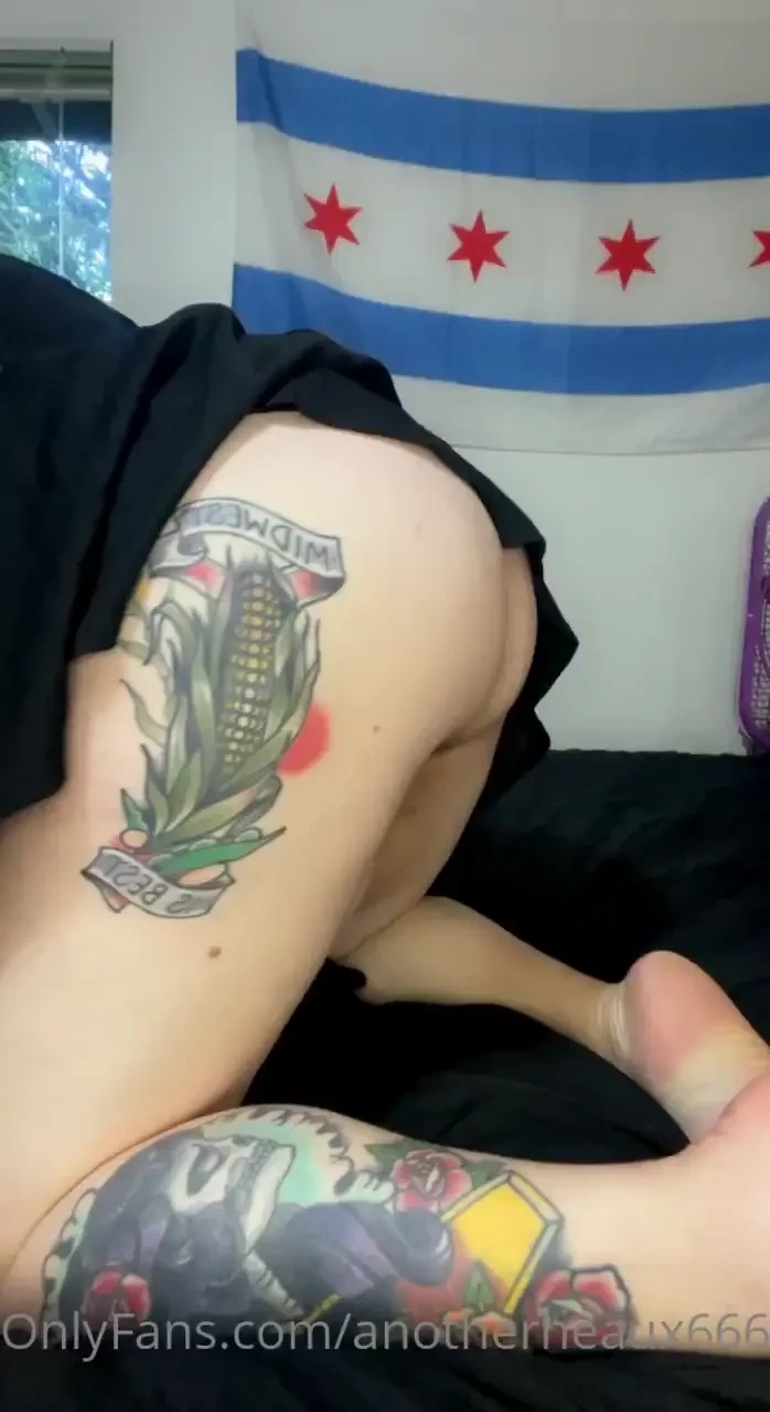 Lil booty shake for ya 