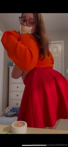 It s rare for me to orgasm on video so i hope you enjoy velma is used