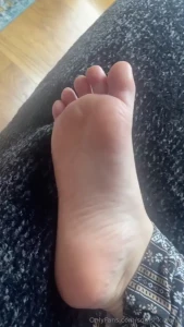Some more of my soles lt 3 and fucking myself with my dildo with my