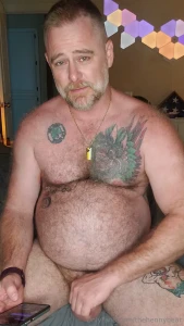 Happy pride from your slutty furry daddy bear first time using the