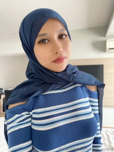 Do you think blue looks good on me part 2