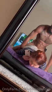 She couldn t hold da phone to record boutmoneylyric