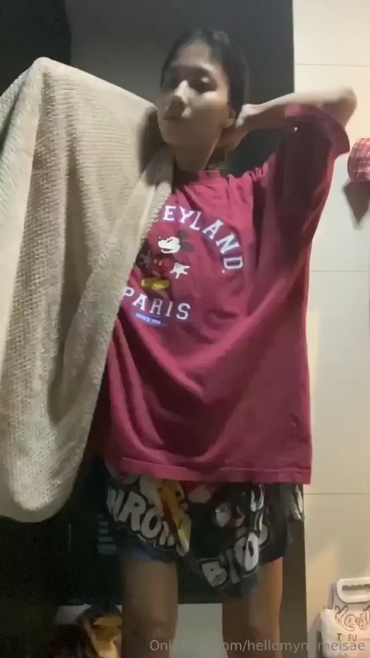 After took a bath happy new year with the new kind of clip enjoy thx u 