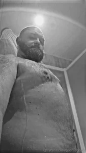 Daylight saving time norway is dark and cold but shower is hot and