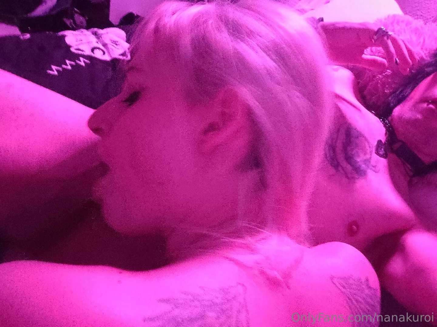 Kissing my bf part 1 