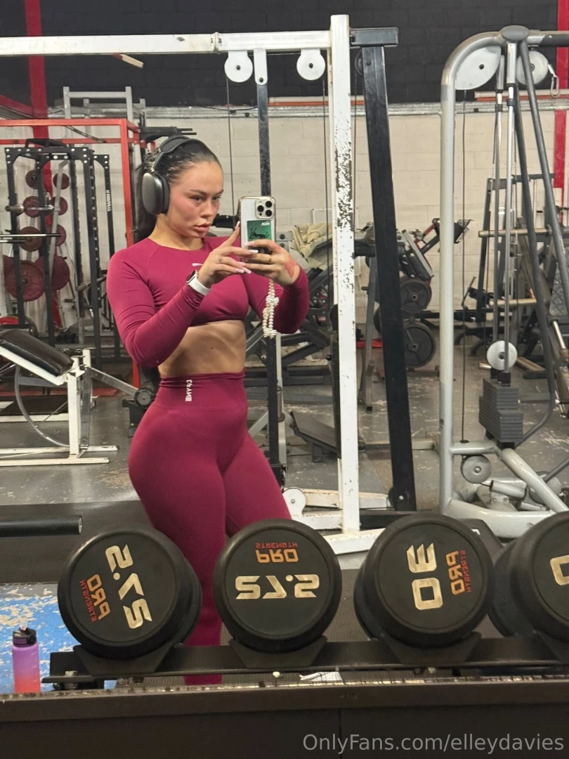 Don t look at the caption silly look at me part 225 