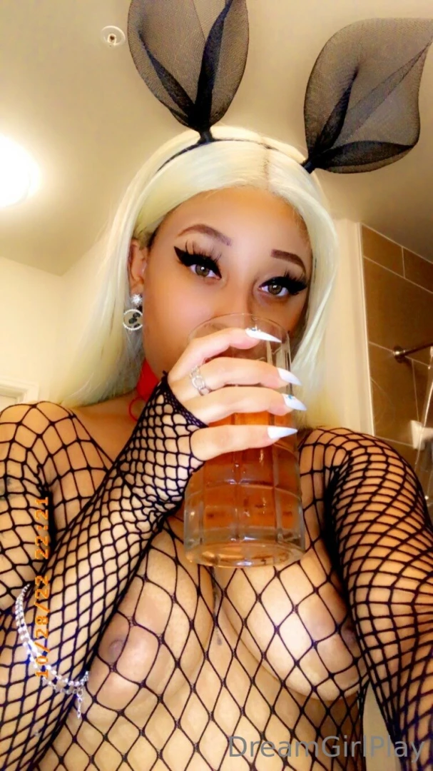 Purrrrrrrrrrrrrrrrrr click 4 a surprise 