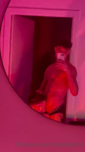Arnoboy a la bouche pleine dm pour avoir la version compl te