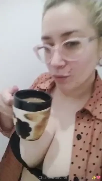 I promise you i finish my coffee and then we can play 