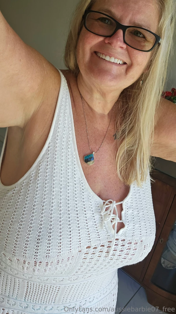 Heading to the beach not as hot and humid as in bali though lol 