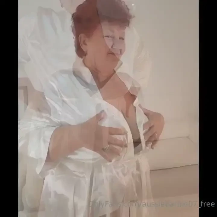 This chubby horny gilf will make your day better just give it a try part 1 