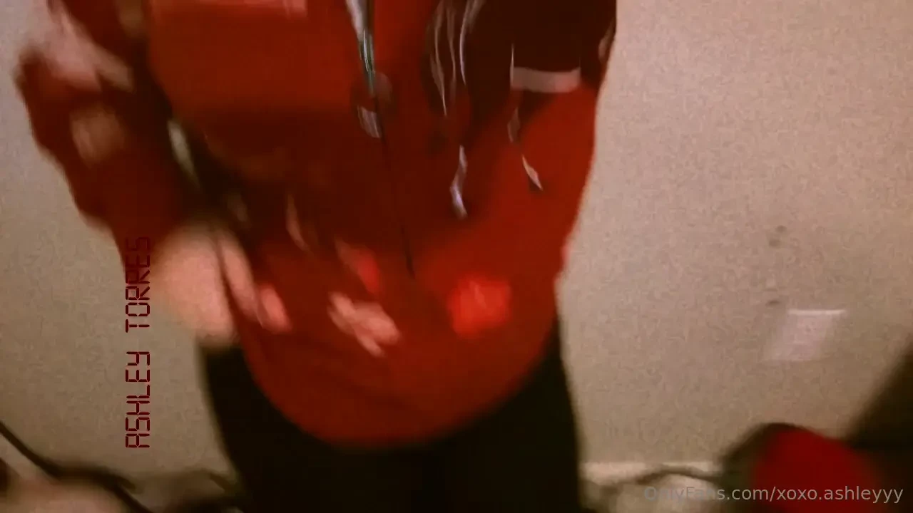 Daddy do you want an ass pic 