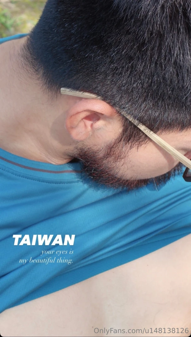 I wish you can hug me under the sunshine 