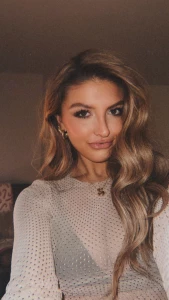 Blondes do know how to have fun you know part 1