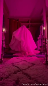 How would you handle a like me trap trans femboy bigdildo bussy anal