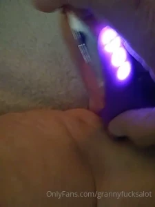 Mmmmm dildo in a pinch works wonders on my pussy