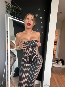 Oh the faces i make when daddy is done getting ready part 1