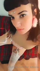 We love the outfit right part 2