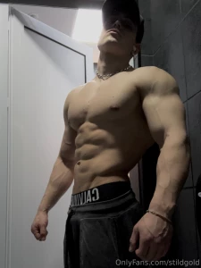 Get on your knees and serve tell me what custom you want