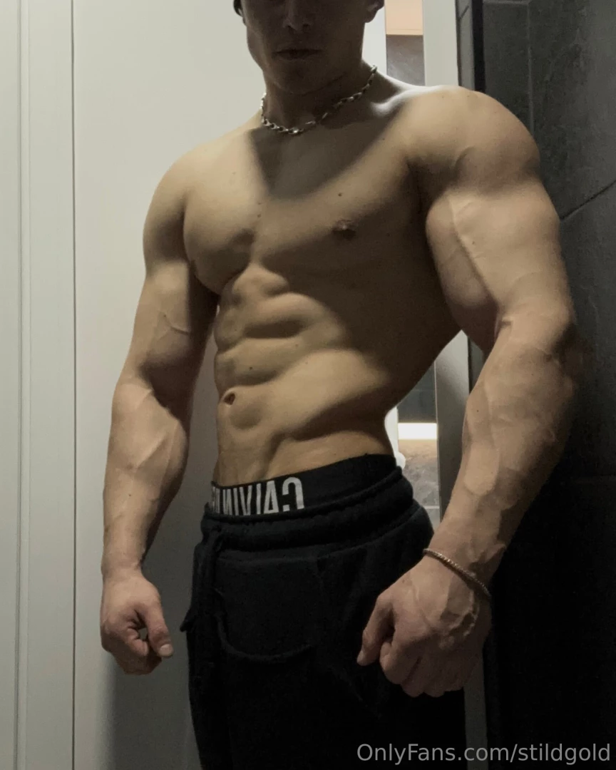 Would you like to kiss all this 