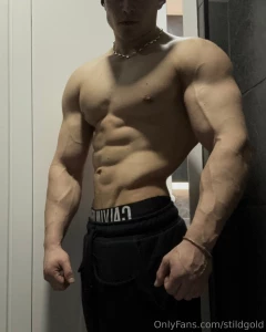 Would you like to kiss all this