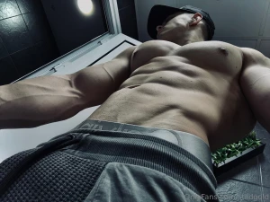 What are your interest dm me