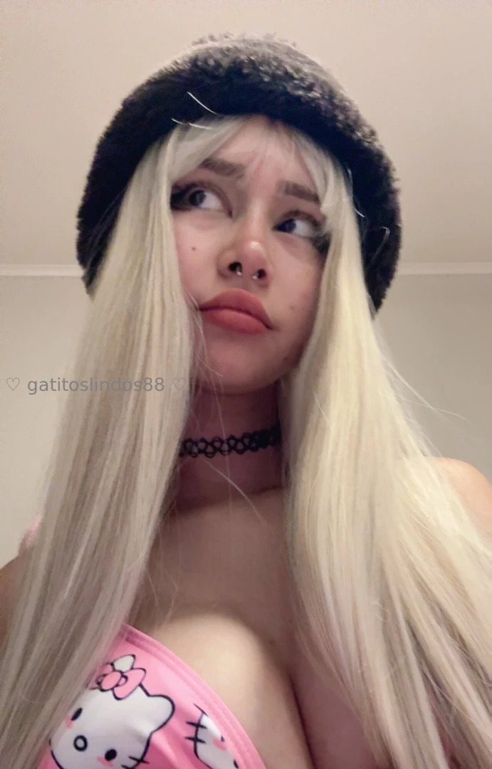 Laik a todos mis posts y te mando la foto que falta aqu comenta si part 1 