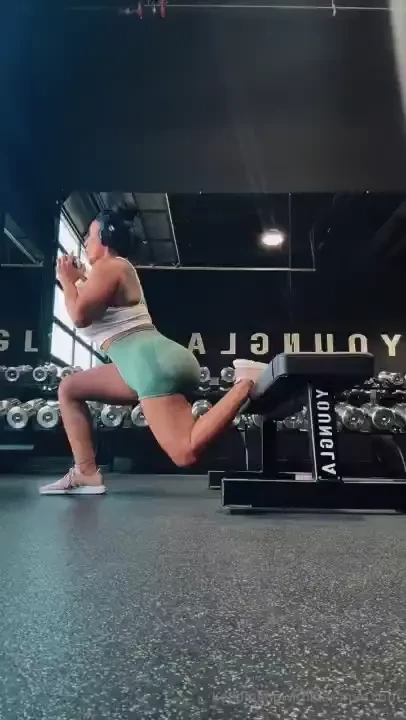 Just got back from the gym how do you mentally keep yourself sane 