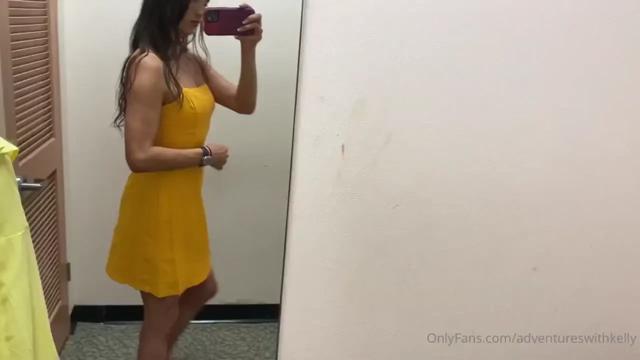 Hi lovely fans this is free next one topless happy titty tuesday happy 