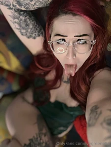 Tatted poison ivy or christmasy either way wacky chair wednesday lol part 2