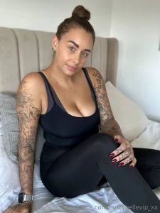 Just here waiting for cock to arrive in my dms