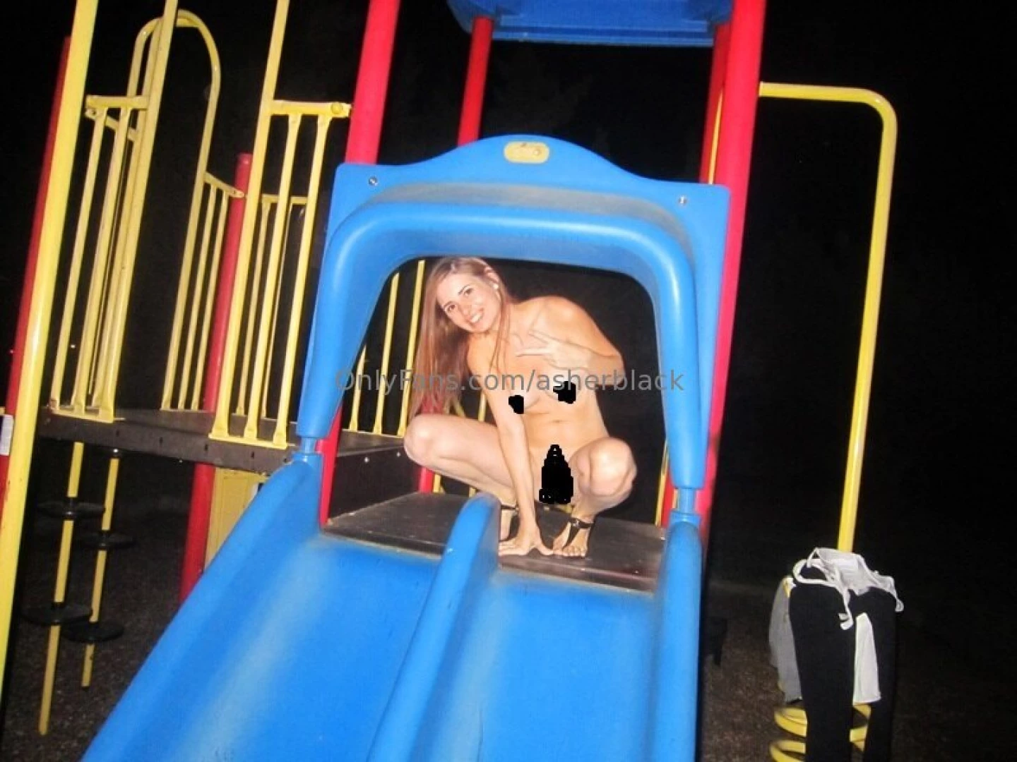 We played a game of truth or dare guess who got dared to get naked xd part 1 