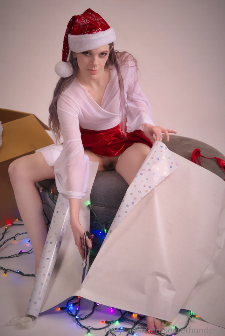 Wrapping this present took awhile but it was fun hope you like it part 9 