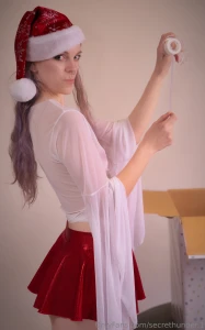 Wrapping this present took awhile but it was fun hope you like it part 18