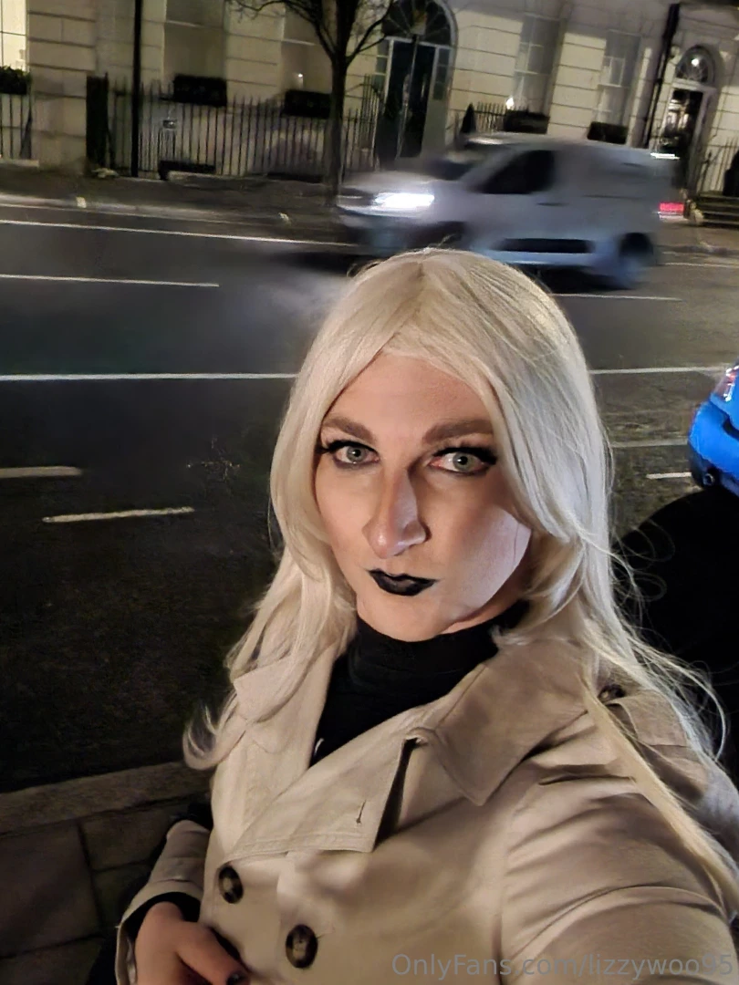 Got bored last night so i went on a walk round central london wearing part 4 