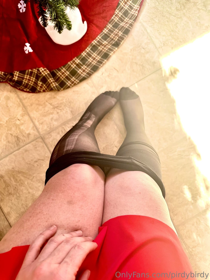 Uh oh i think we need a nylon fund so i can keep making videos 