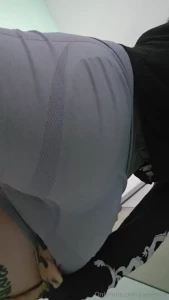 Rip my shorts open pls lt 33