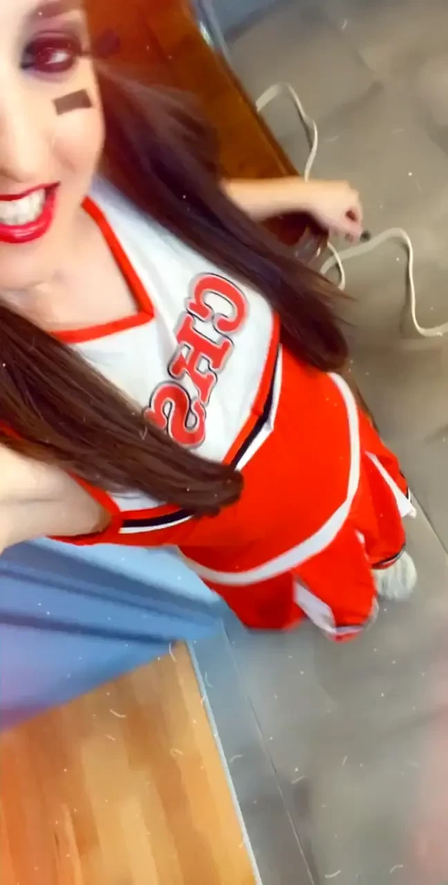 Good morning i m your cheerleader today which roleplay you like 