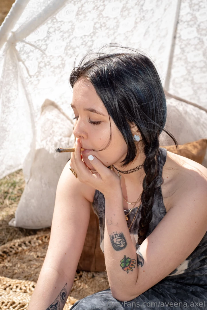 Smoke netflix and chill 