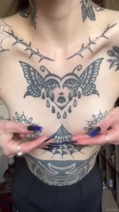 Can i get a little commotion for tiny tit tuesday bandage is bc i got