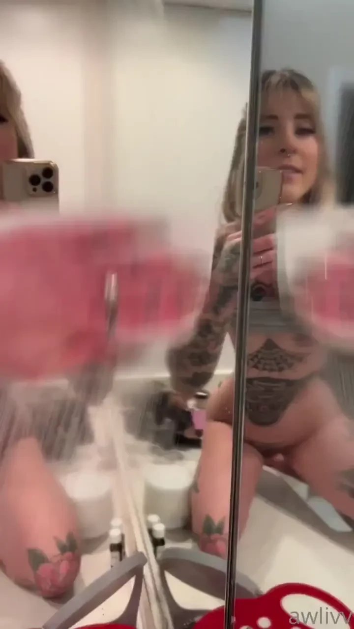 Another gloomy day means bathroom nudes thought you could help me 