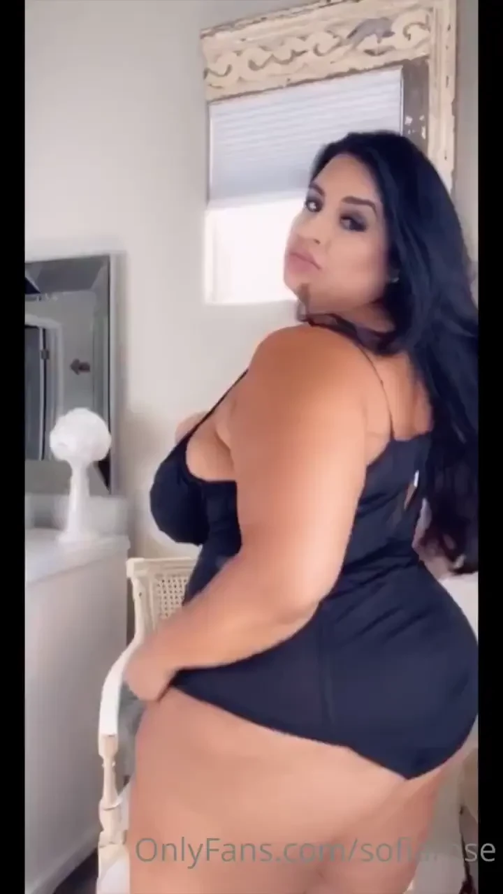 Send a tip to see the full length video 