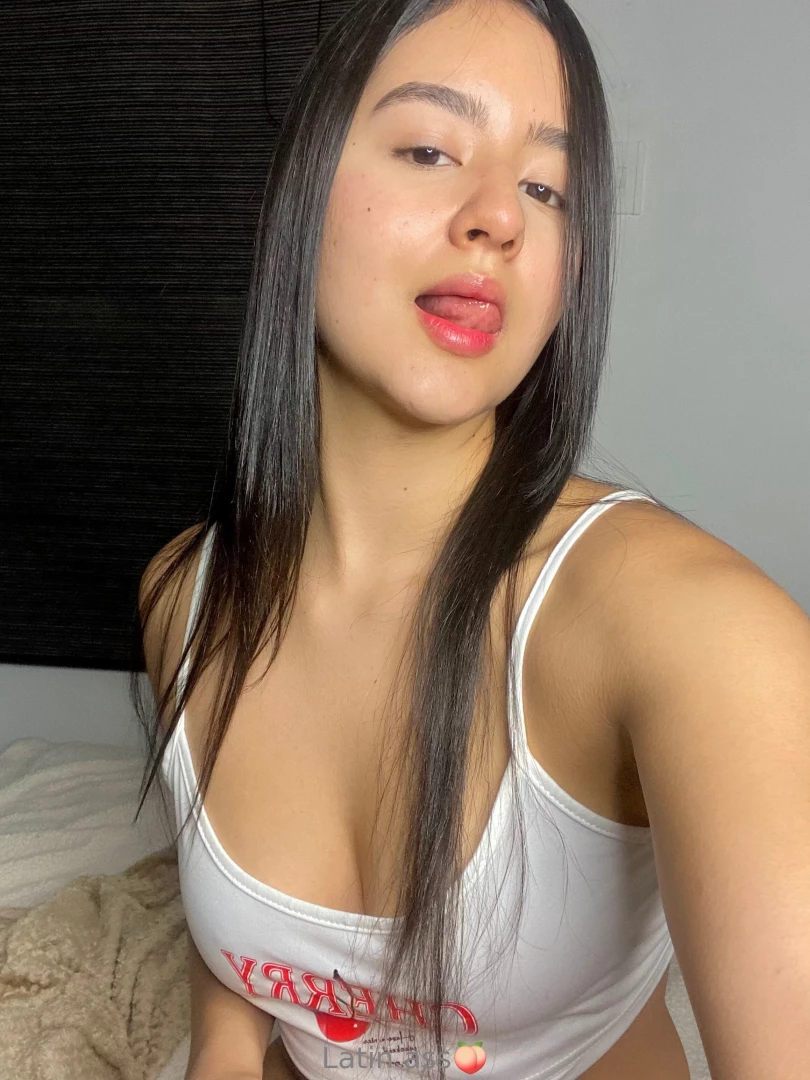 I love to spit my tits 