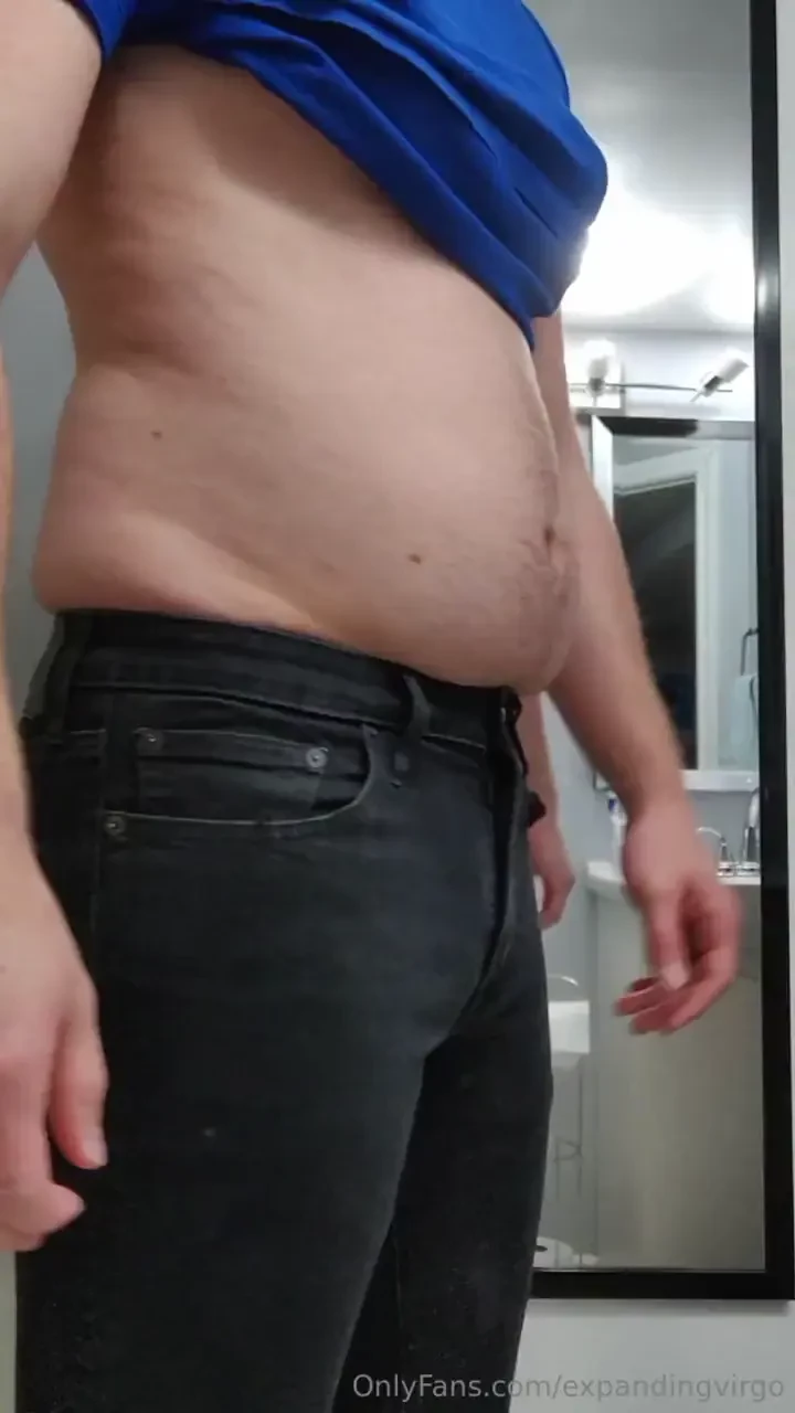 Squeezing into tight clothes 2021 190lbs 