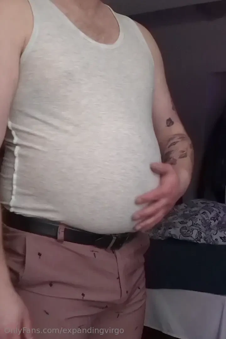 Fat boy took a few quick clips after some ice cream and milk to fatten 