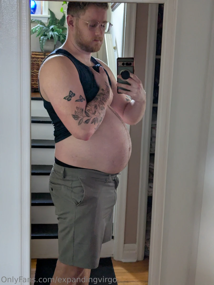 Misc belly pics not full just had sandwich and some milk for breakfast part 3 