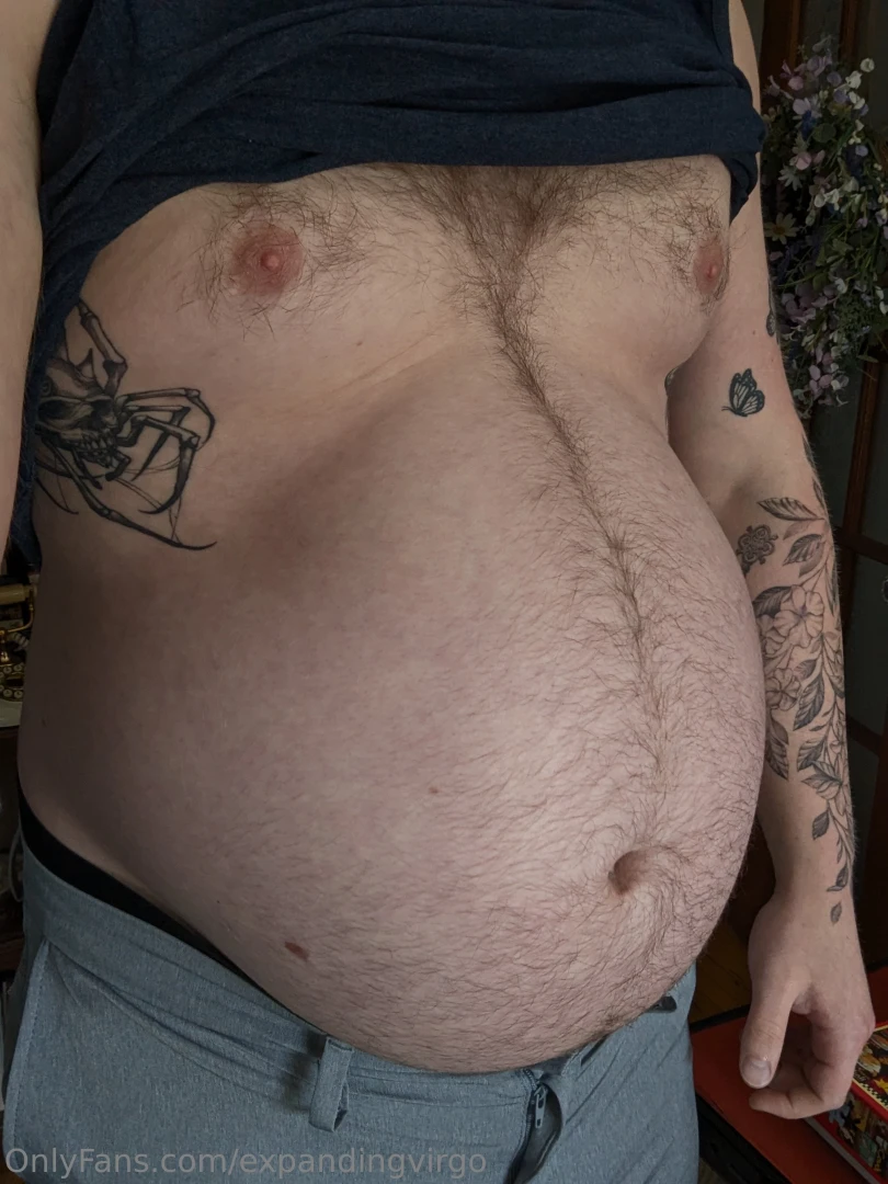 Misc belly pics not full just had sandwich and some milk for breakfast 