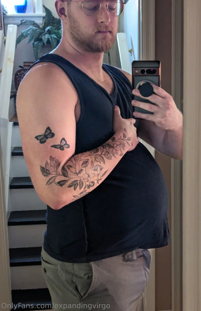 Misc belly pics not full just had sandwich and some milk for breakfast part 4 